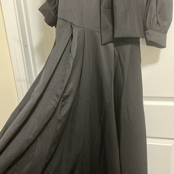 Tie Bow Maxi Dress NWOT - Picture 4 of 5